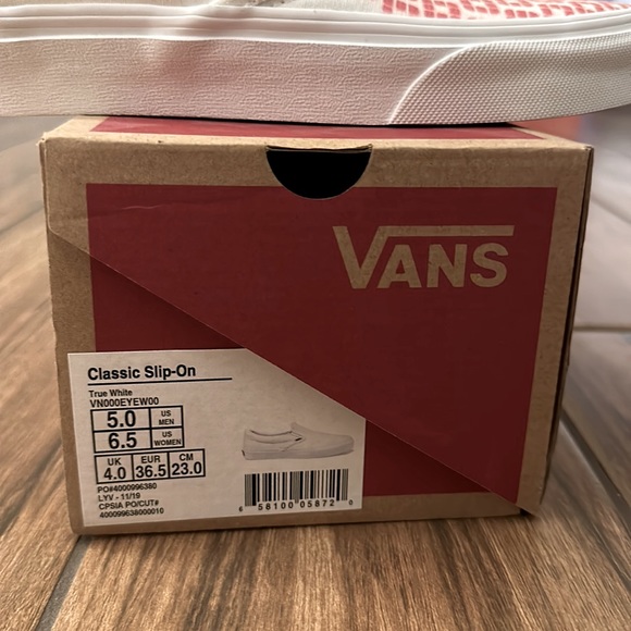 Custom Print Vans - Picture 4 of 4